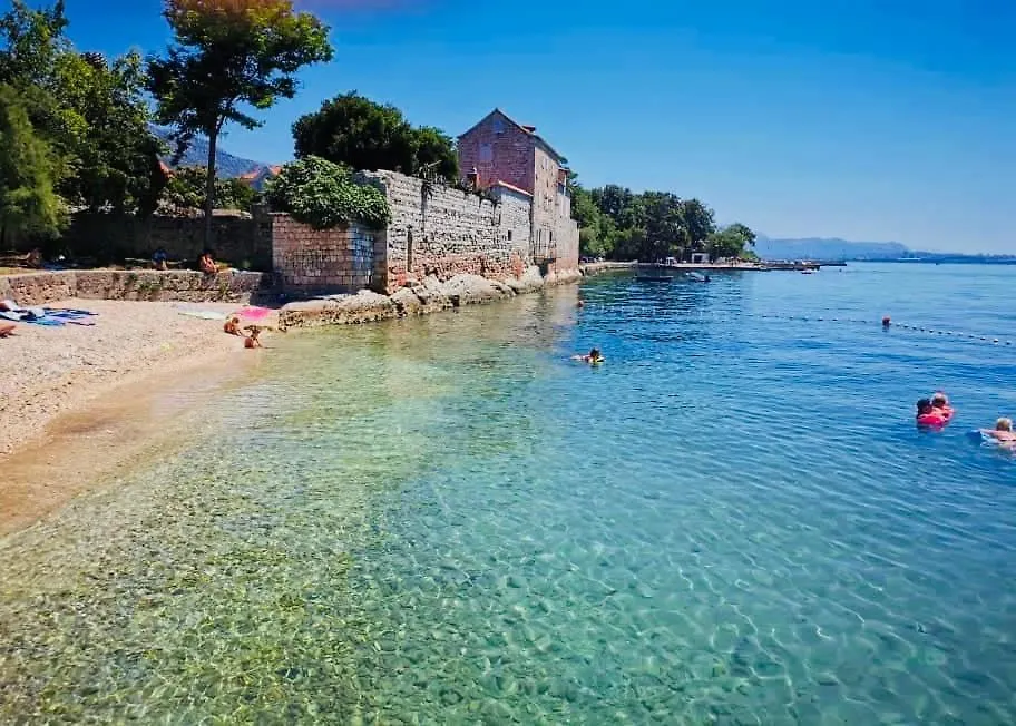 Rosani Oya Apartment Kastela